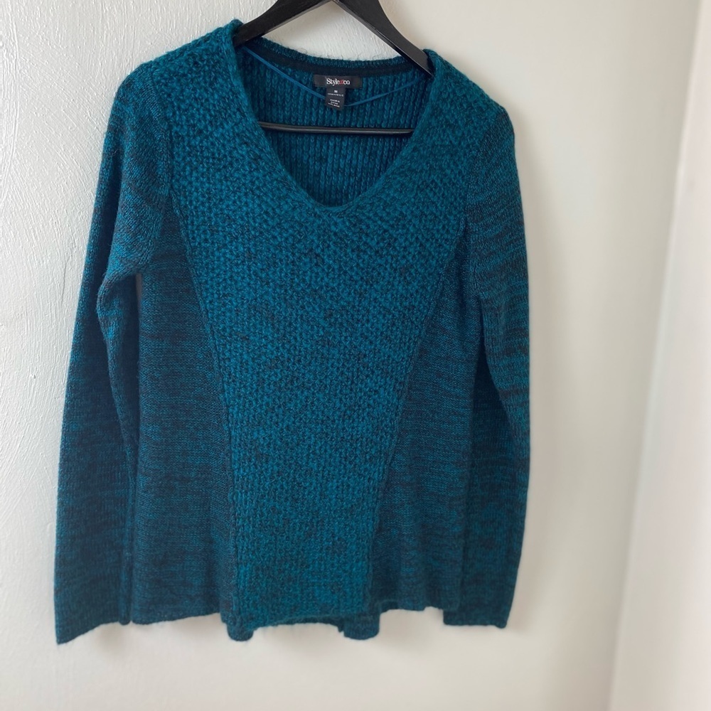 Style & Co. Hi/Low Sweater Green/Black. Sz M.